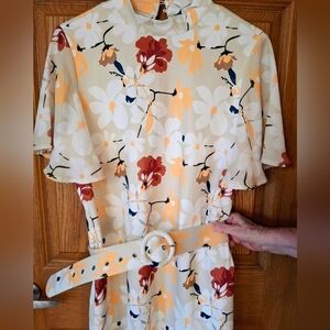 HENLY NWT Ladies Floral/Summer Midi (Belt Optional) Short Sleeve Dress